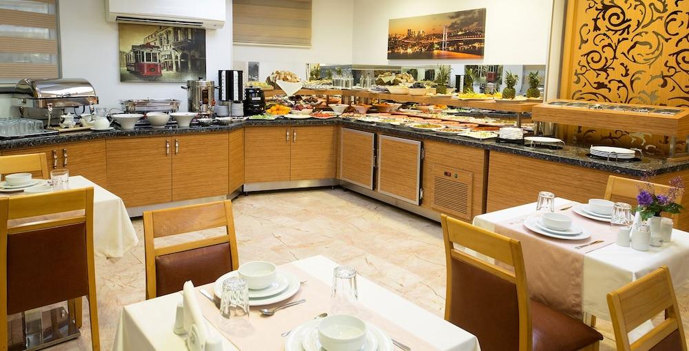 Aspalace Hotel The Istanbul Old City מראה חיצוני תמונה