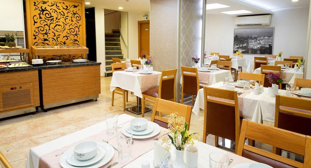 Aspalace Hotel The Istanbul Old City מראה חיצוני תמונה
